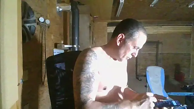 hardcok4u2abuse40 online show from 31, 1, 2025