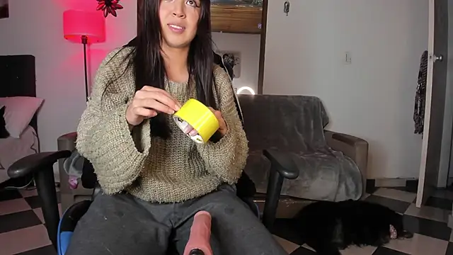 Miss Nicole online show from 8, 3, 2025