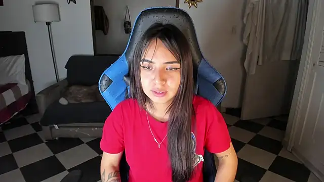 Miss Nicole online show from 14, 3, 2025