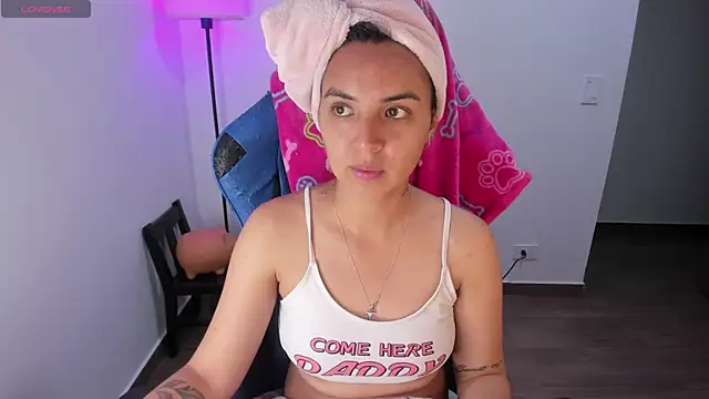 Miss Nicole online show from 31, 10, 2025