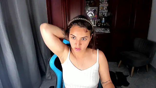 Miss Nicole online show from 22, 7, 2026