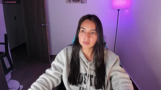 Miss Nicole online show from 13, 3, 2026