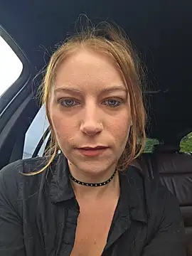 Snapshot of XLisaxx chatting on 10, 6, 2026 XLisaxx online show from 10, 6, 2026