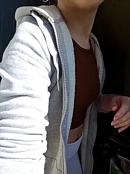 XLisaxx online show from 25, 2, 2026