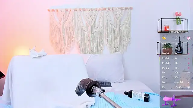 evaa rose online show from 9, 10, 2025