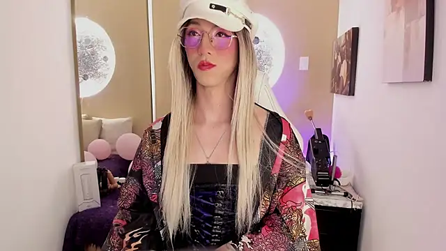 Yaki Tai online show from 12, 4, 2026