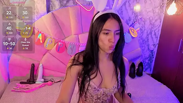  emma miller  online show from 4, 4, 2026