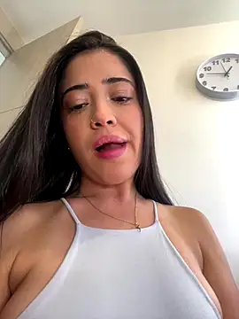 Snapshot of Reggie-Liam chatting on 27, 9, 2025 Reggie-Liam online show from 27, 9, 2025