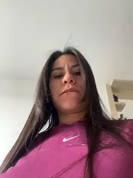 Snapshot of Reggie-Liam chatting on 15, 11, 2025 Reggie-Liam online show from 15, 11, 2025