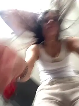 Snapshot of Reggie-Liam chatting on 18, 3, 2025 Reggie-Liam online show from 18, 3, 2025