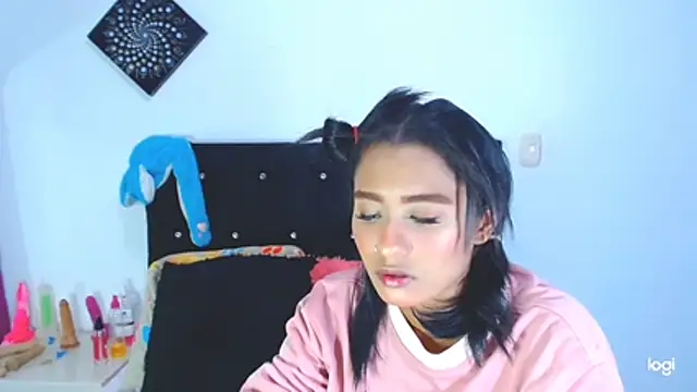 Snapshot of Jenng18 chatting on 4, 7, 2026 Jenng18 online show from 4, 7, 2026