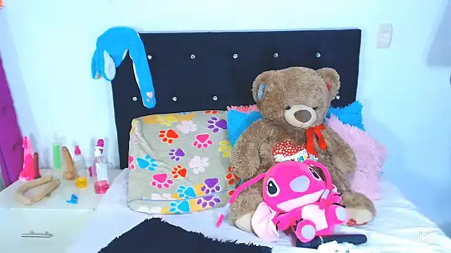 Snapshot of Jenng18 chatting on 1, 7, 2026 Jenng18 online show from 1, 7, 2026