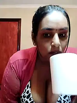 NWC4LYF online show from 6, 11, 2025