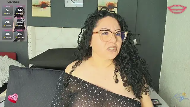 hazel milf online show from 27, 2, 2026