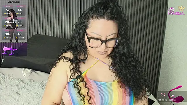 Snapshot of hazel_milf chatting on 20, 7, 2026 hazel milf online show from 20, 7, 2026