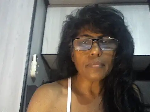 MsAttitude online show from 4, 3, 2026