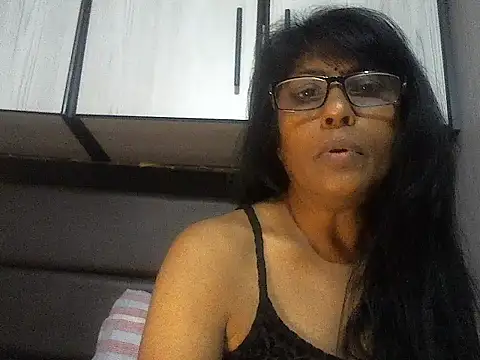 MsAttitude online show from 7, 10, 2025