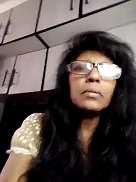 MsAttitude online show from 22, 5, 2026