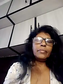 MsAttitude online show from 17, 6, 2026