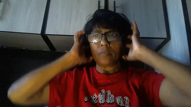 MsAttitude online show from 15, 12, 2025