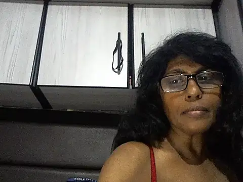 MsAttitude online show from 3, 11, 2025