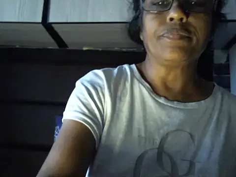 MsAttitude online show from 10, 3, 2026