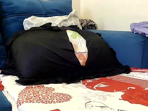 divineass 1 online show from 14, 4, 2026