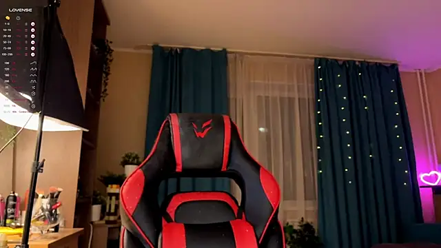 LisaLaas online show from 19, 9, 2025