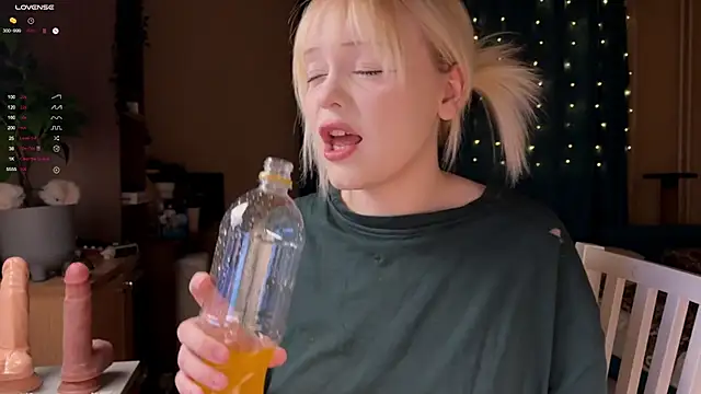 LisaLaas online show from 14, 2, 2026