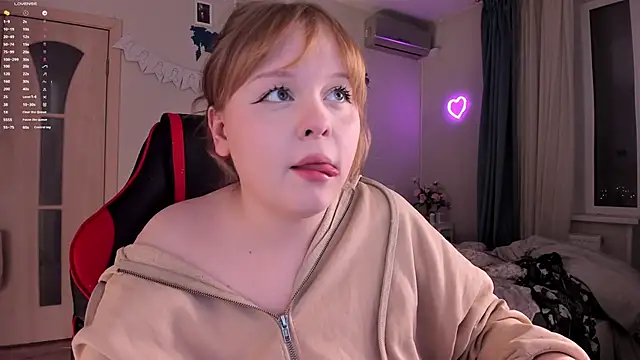 LisaLaas online show from 13, 12, 2024