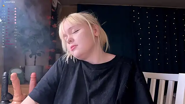 LisaLaas online show from 22, 11, 2025