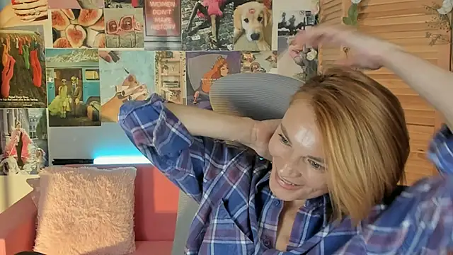 Snapshot of MistyBarnes chatting on 2, 3, 2025 MistyBarnes online show from 2, 3, 2025