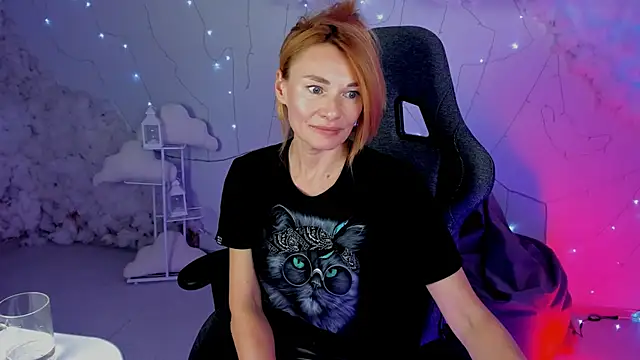 Snapshot of MistyBarnes chatting on 10, 3, 2025 MistyBarnes online show from 10, 3, 2025