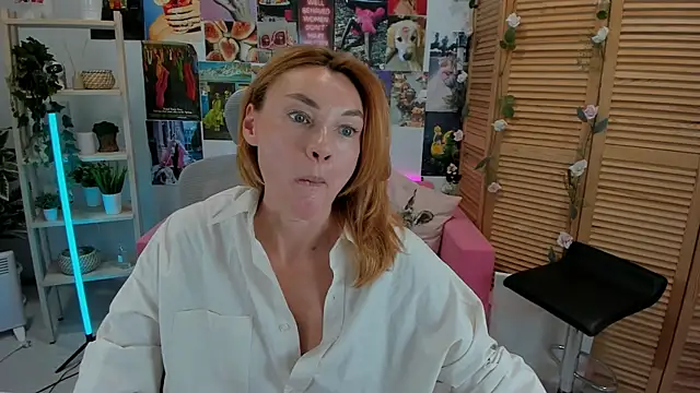 Snapshot of MistyBarnes chatting on 8, 3, 2025 MistyBarnes online show from 8, 3, 2025