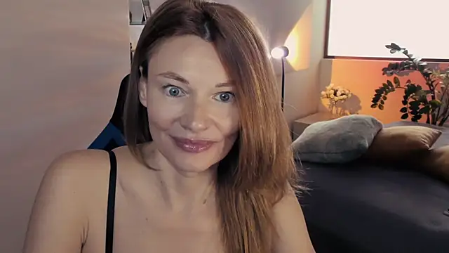 MistyBarnes online show from 4, 5, 2026