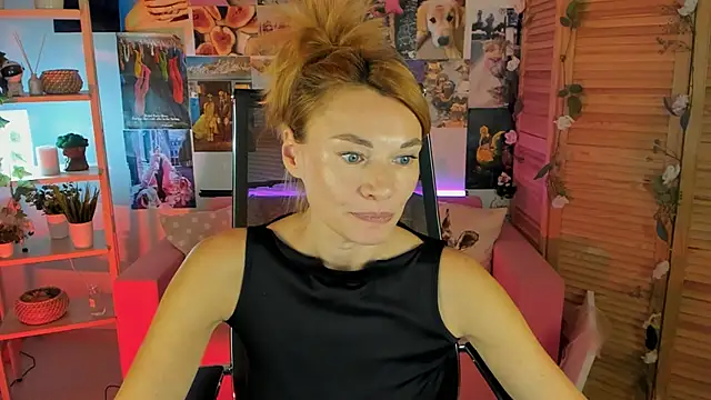 Snapshot of MistyBarnes chatting on 14, 3, 2025 MistyBarnes online show from 14, 3, 2025