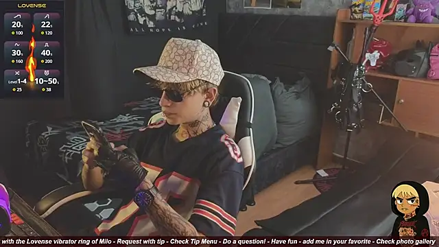 AcidMilo online show from 5, 12, 2025