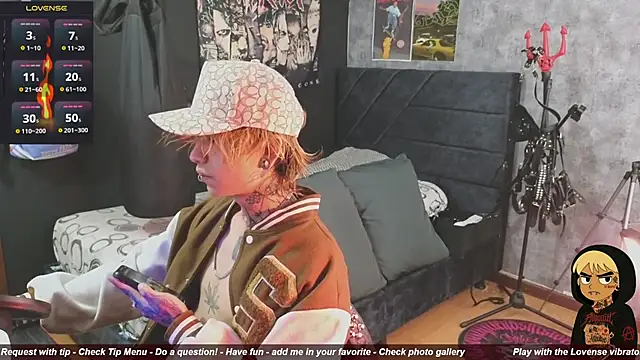 AcidMilo online show from 15, 11, 2025