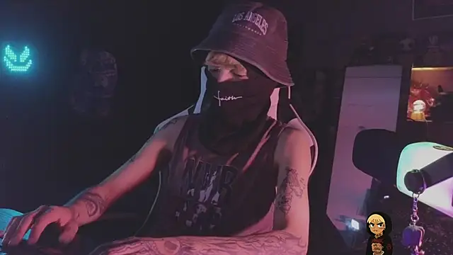 AcidMilo online show from 13, 4, 2026