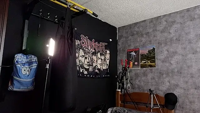 AcidMilo online show from 11, 10, 2025