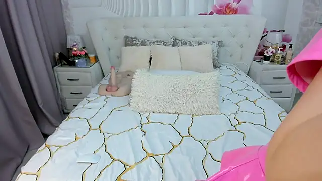 HottieSweetBritney online show from 13, 3, 2026