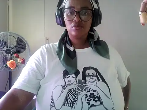 Snapshot of Charlie-Crawford chatting on 30, 5, 2026 Charlie-Crawford online show from 30, 5, 2026