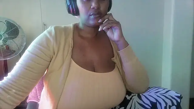 Charlie-Crawford online show from 12, 6, 2026