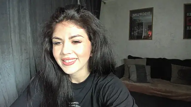 Snapshot of LoveYou28 chatting on 5, 6, 2026 LoveYou28 online show from 5, 6, 2026