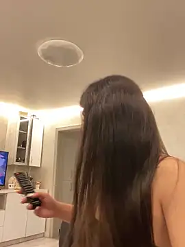 LoveYou 96 online show from 4, 11, 2025