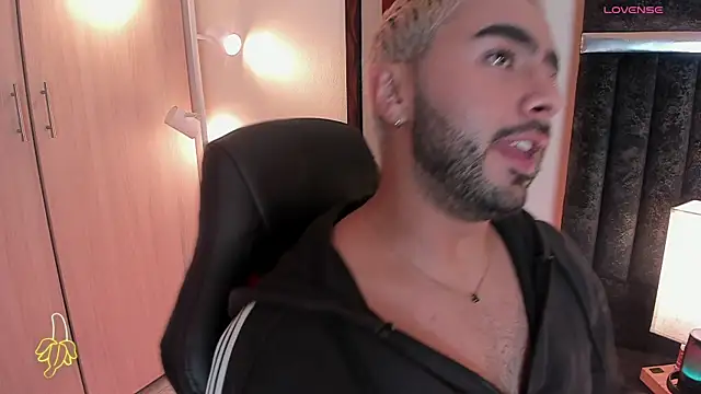 ItsMeEros online show from 22, 9, 2025