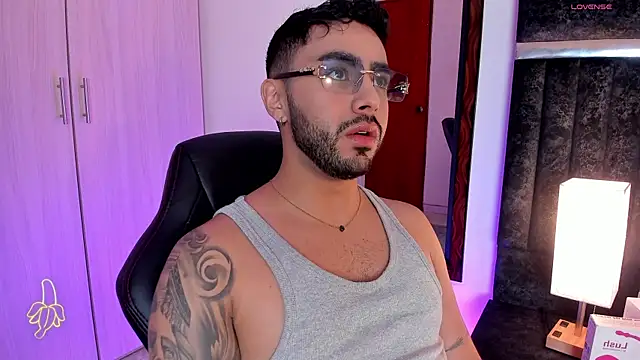 ItsMeEros online show from 5, 3, 2025