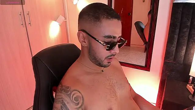 ItsMeEros online show from 16, 10, 2025