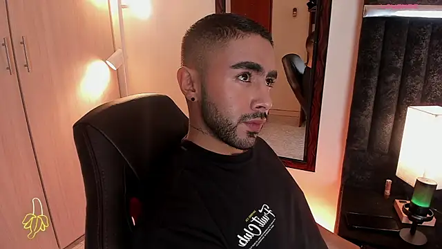 ItsMeEros online show from 3, 11, 2025