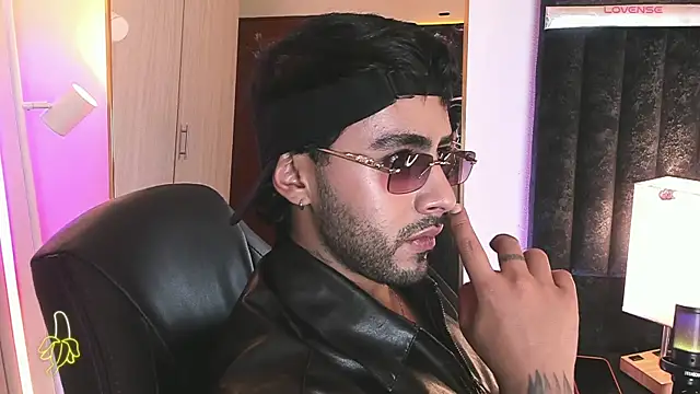 ItsMeEros online show from 8, 5, 2026